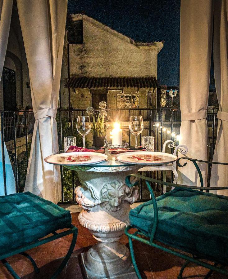 Апартаменты Palazzo Capece Caivano Экстерьер фото